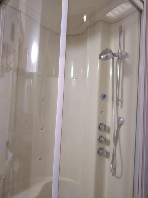 Edith Home Doccia Idromassaggio Milan Exterior photo